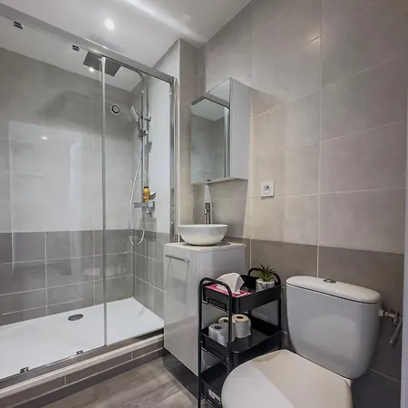 Le Dunant - Rocade - Tram Apartamento *