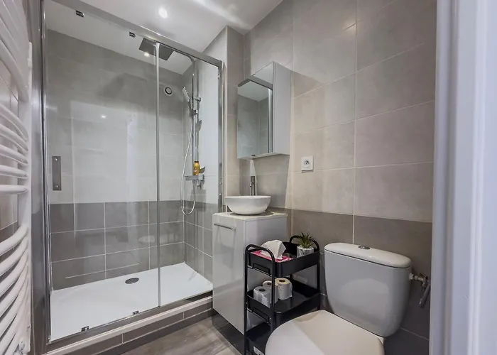 Le Dunant - Rocade - Tram Apartment *